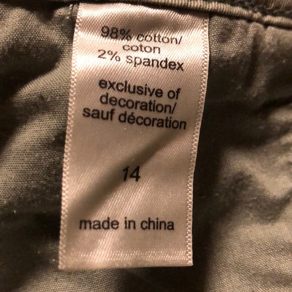 Maurice’s olive grey colored Cropped Pants - Picture 4 of 4